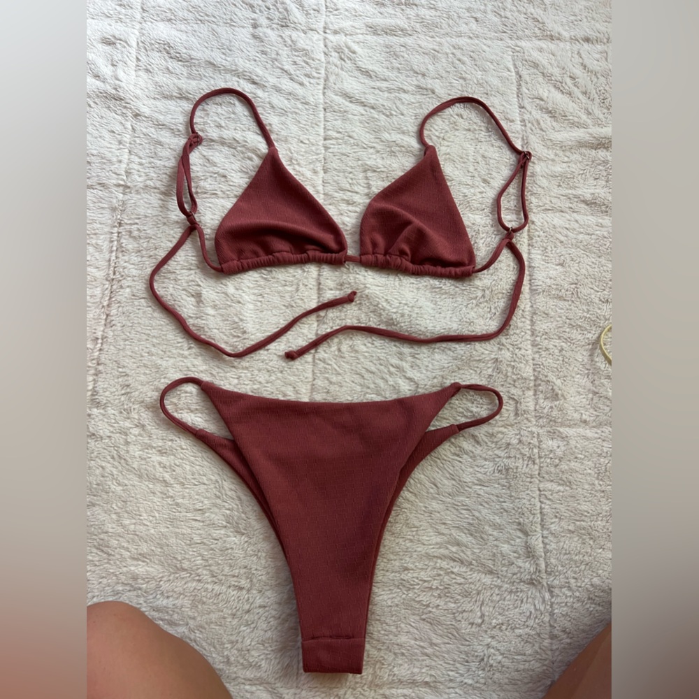 bikini set maroon